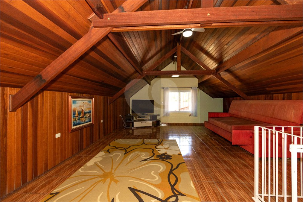 Casa Térrea à venda com 3 quartos, sendo 1 suíte, em Alpes D'ouro, Bom Jesus dos Perdões, SP