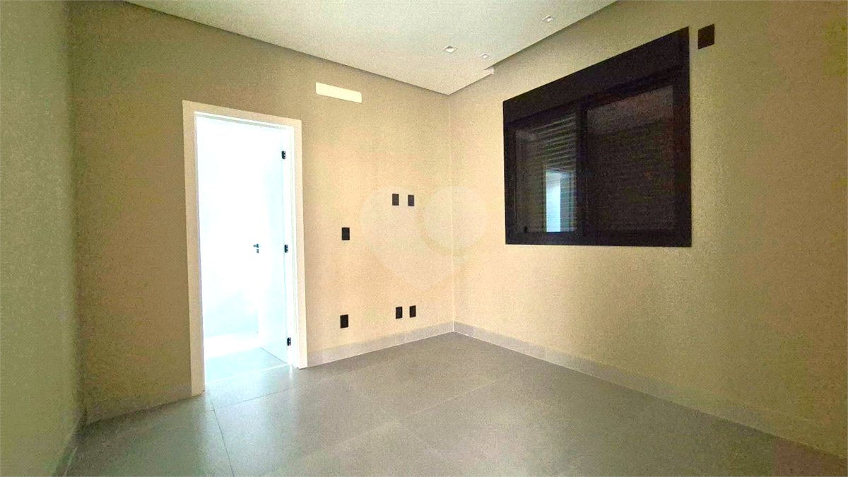 Casa à venda com 4 suítes no condomínio Residencial Saint Patrick, Sorocaba - SP