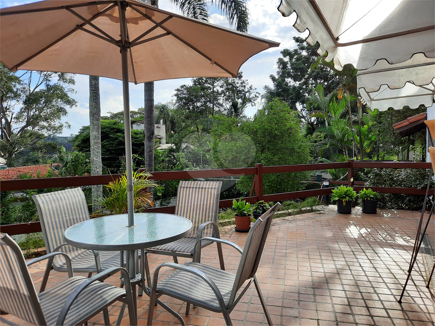 Casa à venda com 6 quartos, sendo 3 suítes, em Morumbi, São Paulo, SP