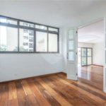 Apartamento à venda com 3 suítes em Real Parque, São Paulo, SP