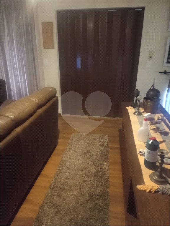 Casa à venda com 2 suítes em Jardim Santa Bárbara, Atibaia, SP