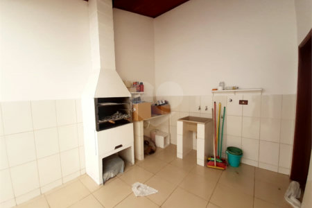 Casa à venda com 3 quartos, sendo 1 suíte,  em Jardim Califórnia, Indaiatuba, SP