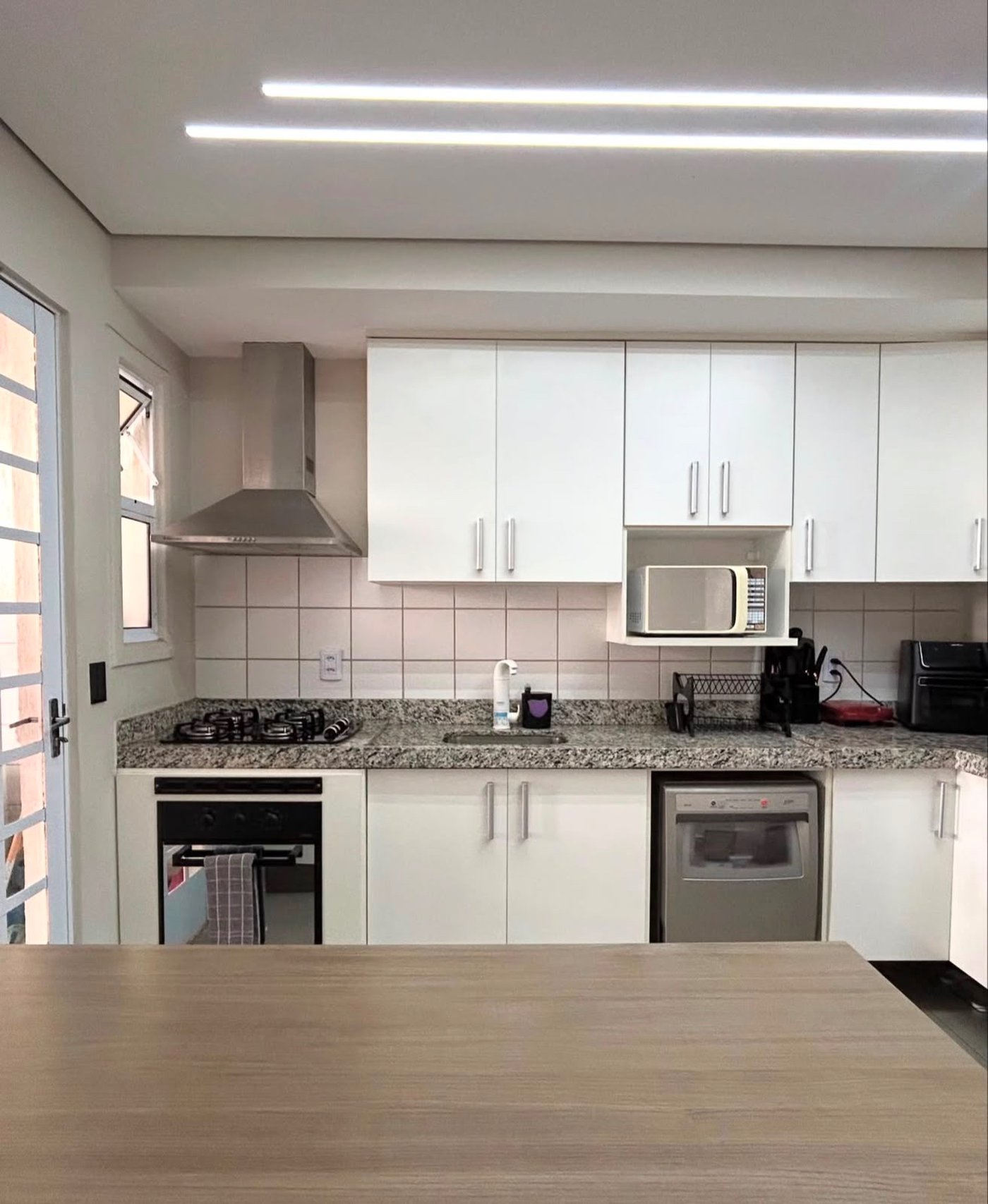Casa à venda com 2 quartos no condomínio Villa Flora, Hortolândia - SP