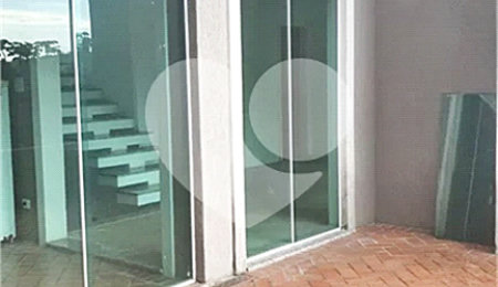 Casa à venda com 3 suítes no condomínio Sausalito, Mairiporã - SP