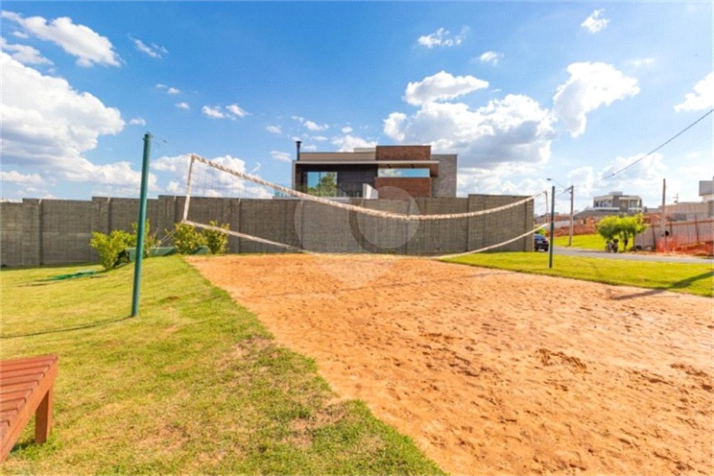 Casa à venda com 3 suítes no condomínio Glarus, Campinas - SP