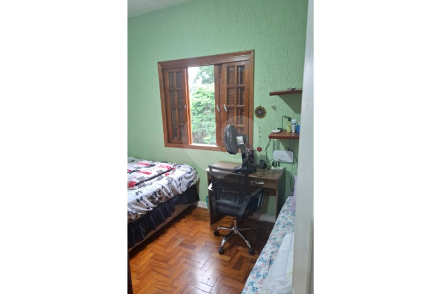 Sobrado à venda com 3 quartos em Tremembé, São Paulo, SP