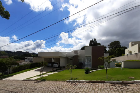 Casa à venda com 5 suítes no condomínio Ipe Velho, Vinhedo - SP