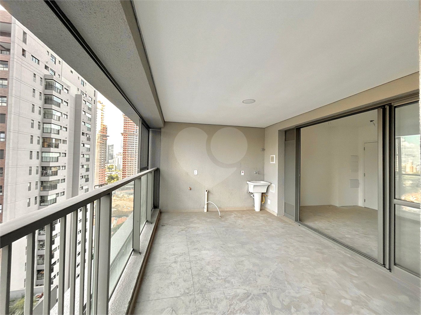 Apartamento à venda com 3 suítes em Brooklin, São Paulo, SP