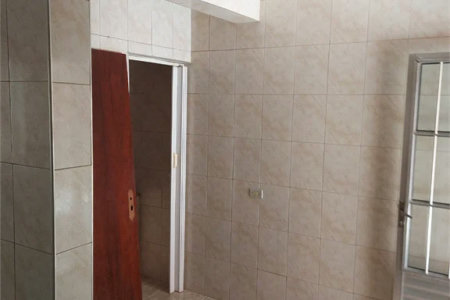 Casa à venda com 4 quartos, sendo 1 suíte, em Vila Pirajussara, São Paulo, SP