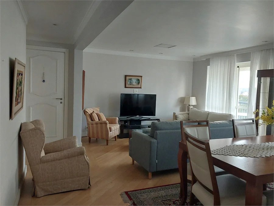 Apartamento à venda com 3 quartos, sendo 2 suítes,  em Cidade São Francisco, São Paulo, SP