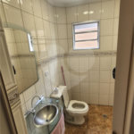 Sobrado à venda com 3 quartos, sendo 1 suíte, em Jardim Las Vegas, Santo André, SP