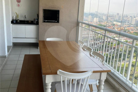 Apartamento à venda com 3 suítes em Jardim Monte Kemel, São Paulo, SP