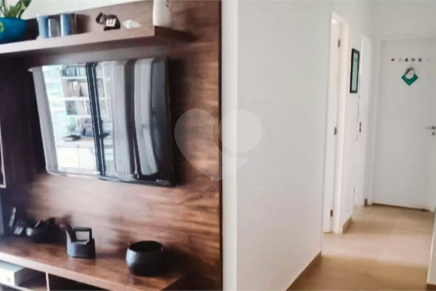 Apartamento à venda com 3 quartos, sendo 1 suíte, em Bom Retiro, São Paulo, SP