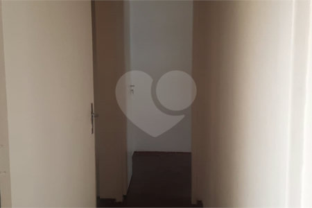 Sobrado à venda com 3 quartos em Rio Pequeno, São Paulo, SP