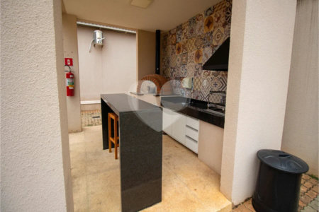 Apartamento à venda com 3 quartos, sendo 1 suíte, em Bairro do Cambará, São Roque, SP