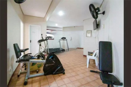 Apartamento à venda com 3 quartos, sendo 1 suíte, em Vila Hamburguesa, São Paulo, SP