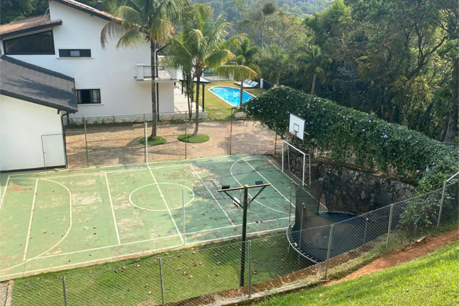Casa à venda com 4 suítes no condomínio Gleba II, Mairiporã - SP