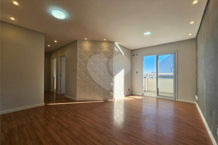 Apartamento à venda com 3 quartos, sendo 1 suíte, em Jardim Vera Cruz, Sorocaba, SP