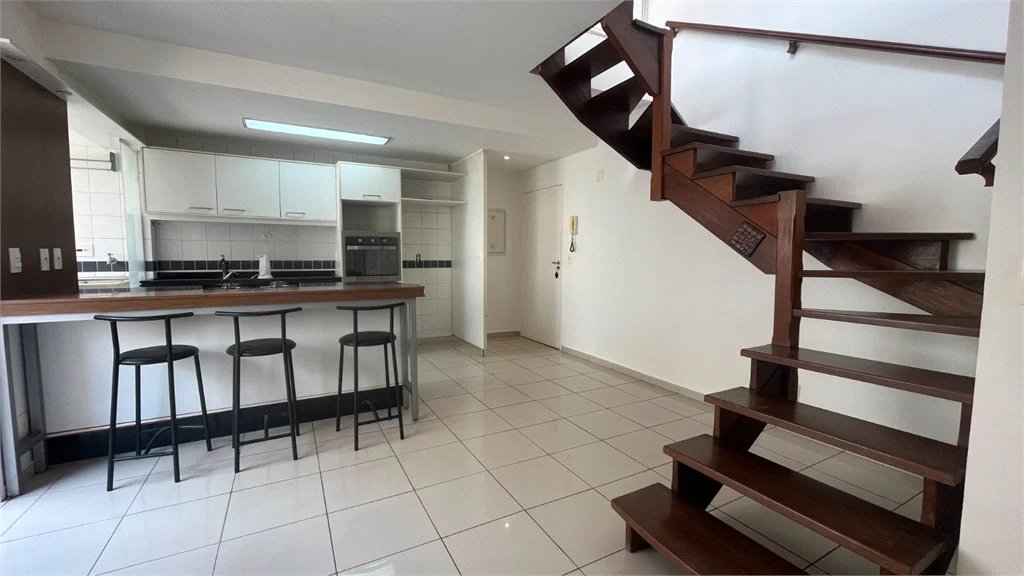 Cobertura à venda com 3 quartos, sendo 2 suítes, em Vila Ipojuca, São Paulo, SP