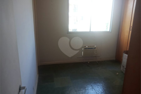 Apartamento à venda com 2 quartos, sendo 1 suíte,  em Tijuca, Rio de Janeiro, RJ