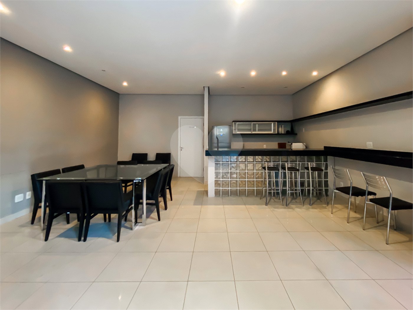 Apartamento à venda com 2 suítes em Campo Belo, São Paulo, SP