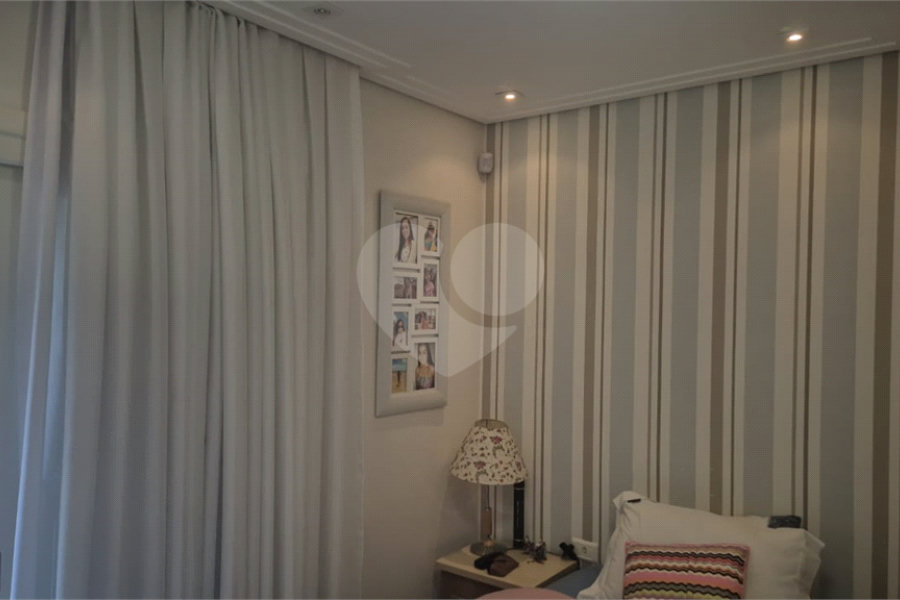 Sobrado à venda com 3 quartos, sendo 1 suíte, em Tremembé, São Paulo, SP