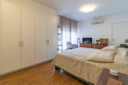 Apartamento à venda com 4 suítes em Vila Mariana, São Paulo, SP