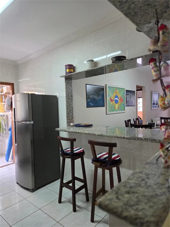 Apartamento à venda com 2 quartos, sendo 1 suíte,  em Canto do Forte, Praia Grande, SP