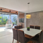 Casa à venda com 4 quartos, sendo 2 suítes, no condomínio Residencial Terras de Vinhedo, Vinhedo - SP