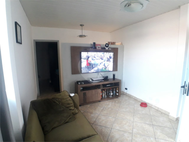 Sobrado à venda com 4 quartos em Parada Inglesa, São Paulo, SP