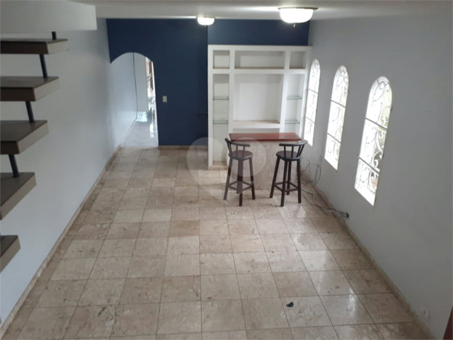Sobrado à venda com 4 quartos, sendo 2 suítes,  em Tremembé, São Paulo, SP