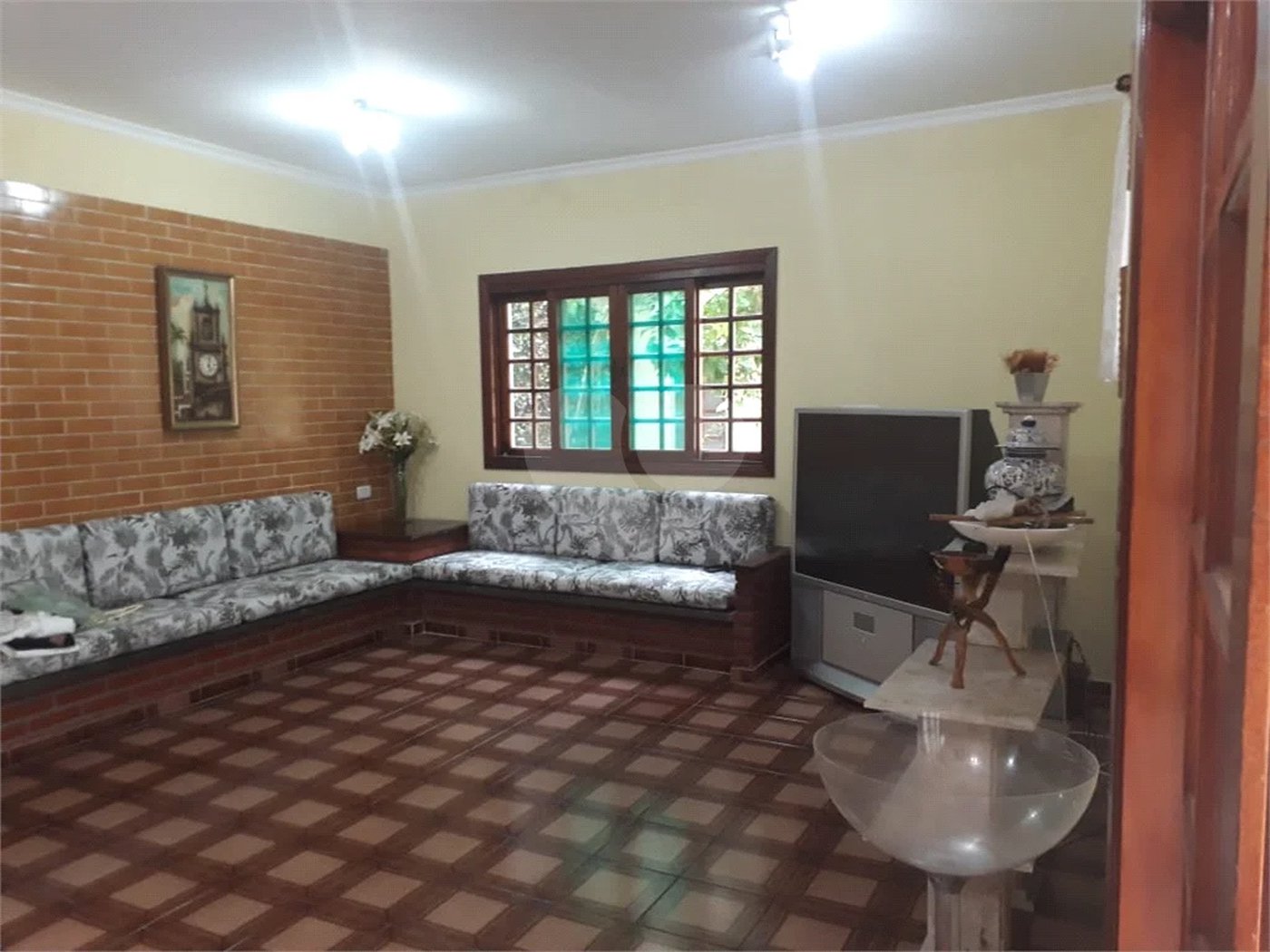 Sobrado à venda com 6 quartos, sendo 5 suítes, em Tremembé, São Paulo, SP