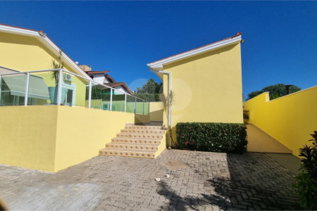 Casa à venda com 3 quartos, sendo 1 suíte,  no condomínio Vivendas do Lago, Sorocaba - SP
