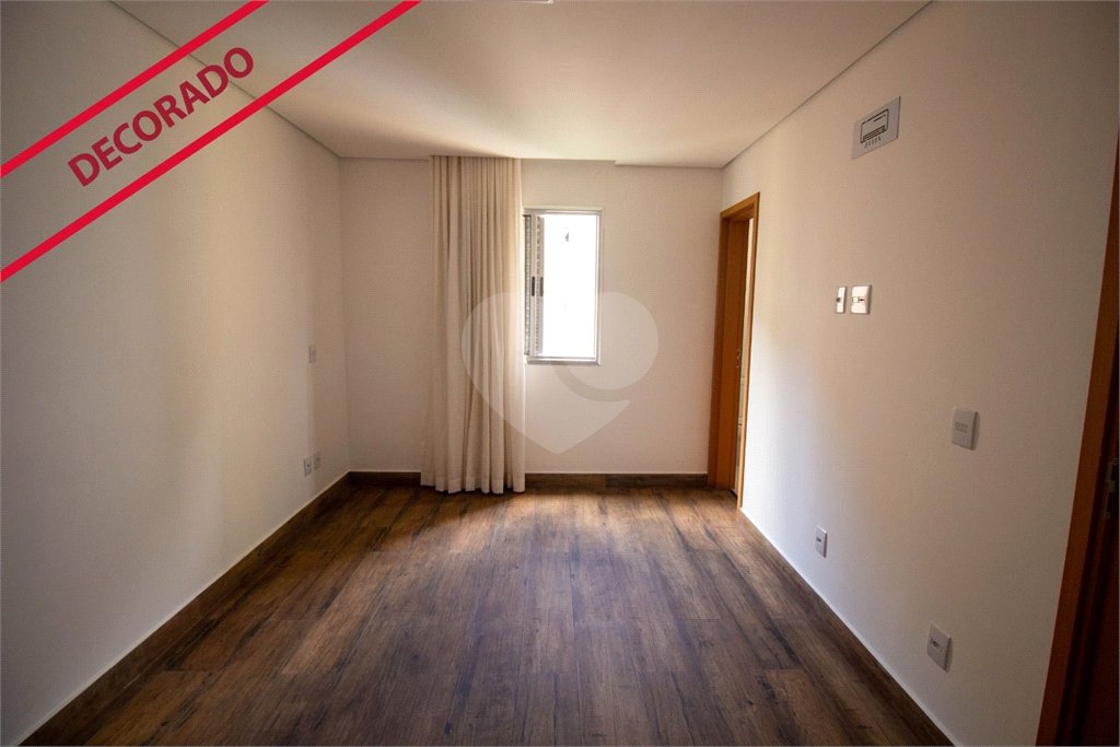 Apartamento à venda com 3 quartos, sendo 1 suíte,  em Jardim Flórida, São Roque, SP