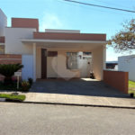 Casa à venda com 3 quartos, sendo 1 suíte,  no condomínio Jd Portugal, Sorocaba - SP