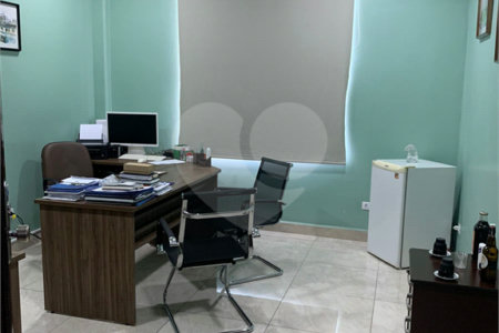 Sala à venda em República, São Paulo, SP