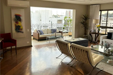 Apartamento à venda com 4 suítes em Real Parque, São Paulo, SP