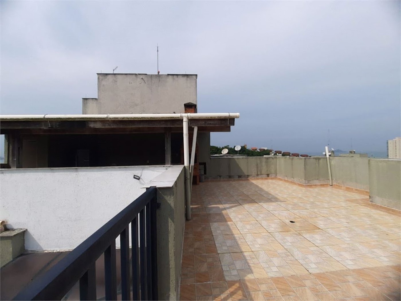 Apartamento à venda, 45 m² por R$ 307.400,00 - Enseada - Guarujá/SP