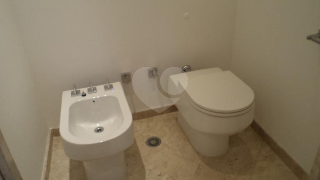 Apartamento para alugar com 4 suítes em Alto da Boa Vista, São Paulo, SP