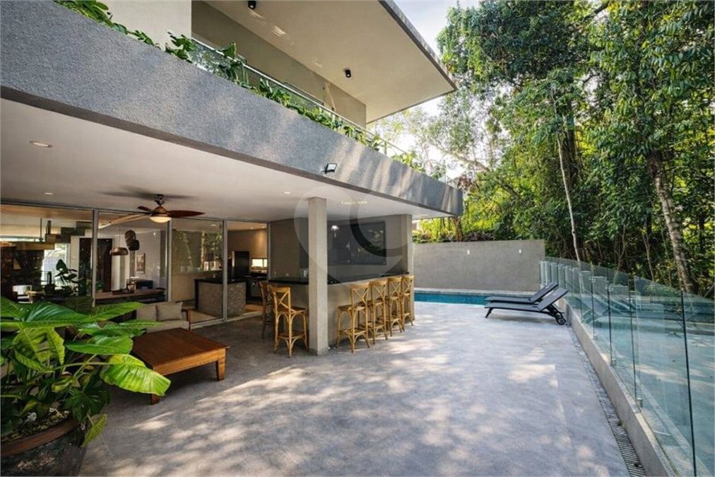 Casa em Condomínio á venda – Riviera de São Lourenço