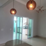Indaiatuba- Condominio Maria Dulce-Venda e Locação - Terreno 300,00 ms - construido - 180,00 ms - Casa Terrea - 3 suites - escritório com ventilador, lavabo - cozinha com armários,forno, coifa e cooktop , ventilador - despensa - lavanderia com armarios- varanda gourmet com churrasqueira, quintal c