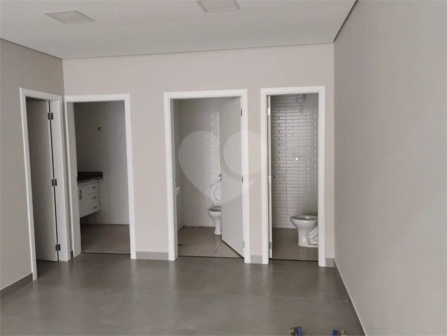 Aluga-se Salão Comercial na Vila Mascote