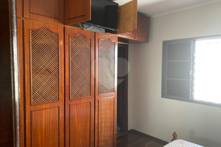 Vende-se excelente casa térrea próximo ao Estadio do Zuzão