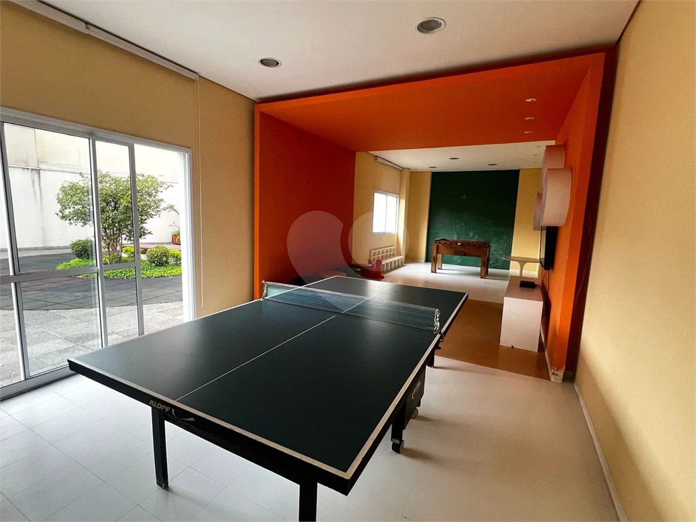 Apartamento com 246m² , 4 dormitórios , sendo 2 suítes , 4 vagas de garagem , à venda na Penha.