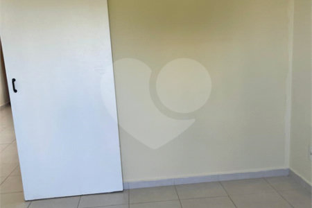 APARTAMENTO À VENDA | EDIFÍCIO ANA TERRA
