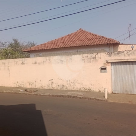 Casa á venda na região do Lutfalla