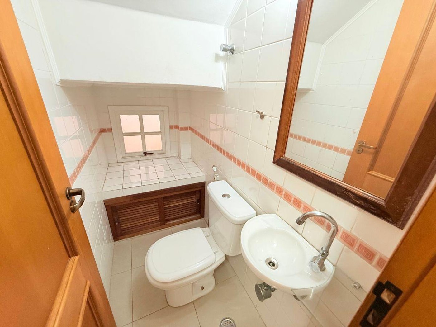 Casa à venda com 3 quartos, sendo 1 suíte,  em Jardim Olympia, São Paulo, SP
