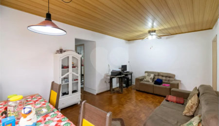 Casa à venda com 170m², 3 quartos e 2 vagas