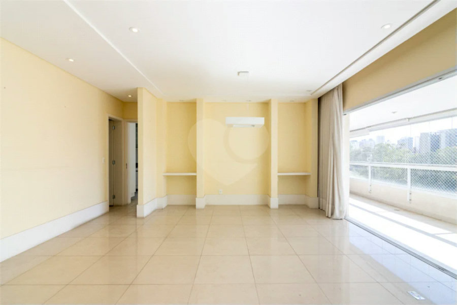 Vila Andrade / Jardim Sul - 4 dormitórios | 2 suítes | 3 vagas | depósito
