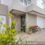 Vende Belíssimo Sobrado